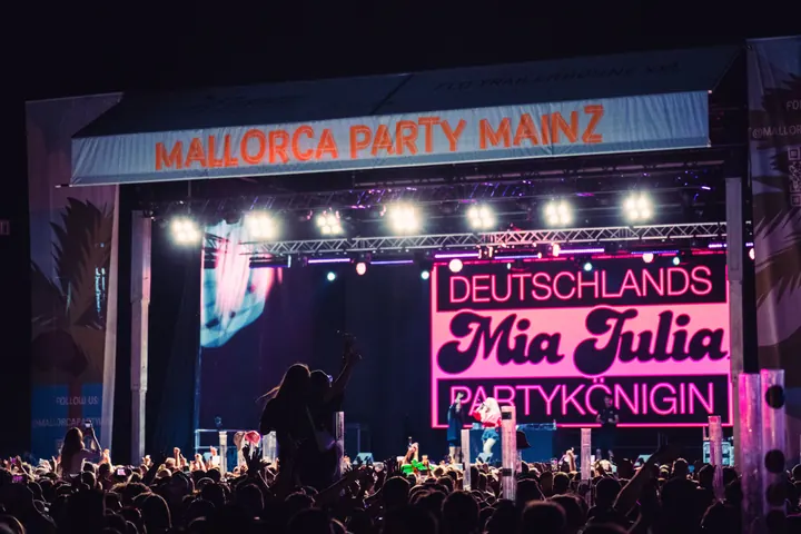Mia Julia · Open Air 2026 – Foto 11 von 94