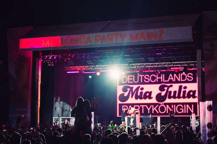 Mia Julia · Open Air 2026 – Foto 12 von 94